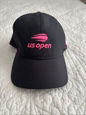 Under Armour US Open Black Cap with Pink Logo Women’s Tennis OS